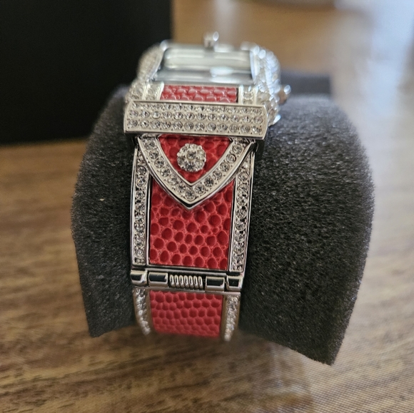 Victoria Wieck Bangle Watch - Picture 12 of 12